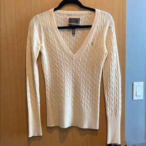 Ezra Fitch of Abercrombie & Fitch Premium Cashmere V-Neck Knit Sweater